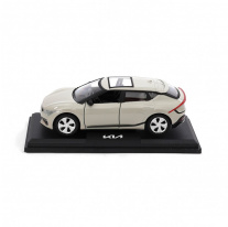 Kia EV6 mini model, světle šedá