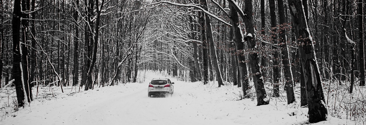 Na hory autem? Tohle vybavení by vám nemělo chybět